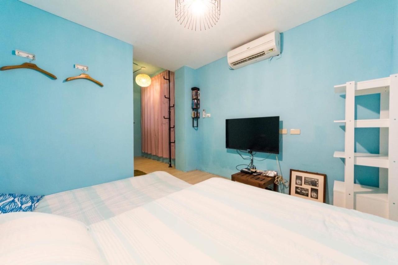 South Traveller Apartment Tainan Bagian luar foto