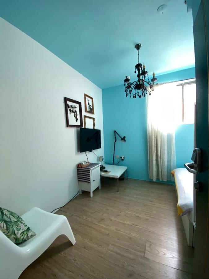 South Traveller Apartment Tainan Bagian luar foto